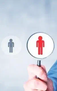 نیروی خدماتی و آشپز خانم