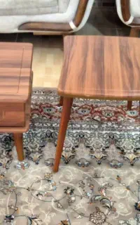 میز گل میر و فرش اتاق کودک