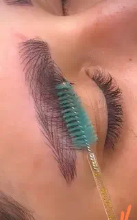 فیبروز ابرو با  تخفیف هفتاد درصدی