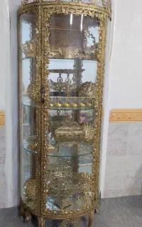 جهیزیه بوفه میز ساعت سماور برنز بفروش میرسد