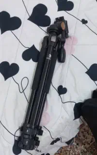 سه پایه دوربین