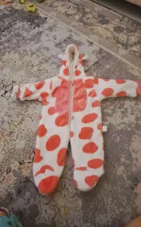 لباس بچگانه