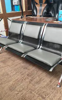 صندلی انتظار فرودگاهی سه نفره