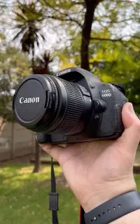 دوربین کانن 600D