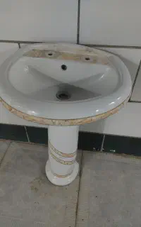 فروش روشویی پایه دار تمیز و سالم