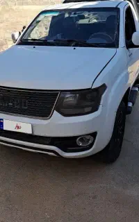آمیکو آراز. تک کابین