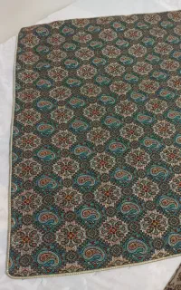 رو میزی ترمه  بسیار خوش رنگ