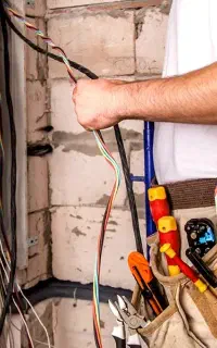 برقکارساختمان/نرخ تعاونی/عیب یابی/برقکشی/برق آیفن
