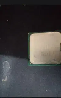 1 عدد  cpu Intel Pentium 4 641