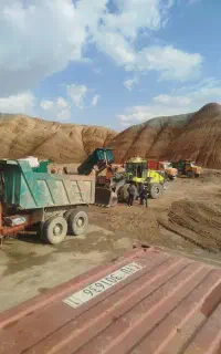استخدام راننده بیل و کامیون مدرک دار