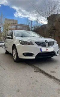 برلیانس ۳۲۰ مدل ۹۶ در حد