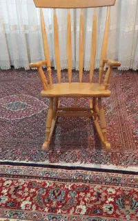 صندلی راک قدیمی چوب گردو