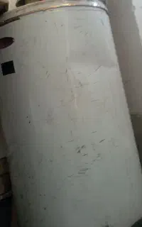 ابگرمکن بزرگ ورق سفید