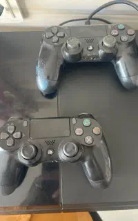 دستگاه Ps4 fat نقد و اقساط (دو دسته)