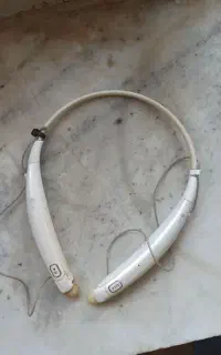 بلوتوث گردنی
