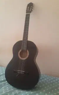 گیتار نو کار نکرده خوش صدا خوش قیمت