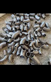 لوله کشی گاز و مخزن مایع