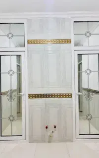 ساخت و نصب درب و پنجره UPVS