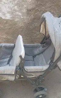کالسکه طوسی