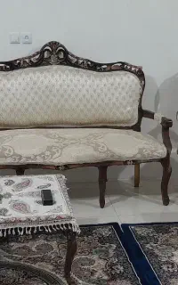 مبلمان کلاسیک.