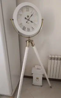 ساعت ایستاده