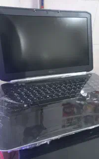 لپتاپ تمیز و با دوام دل نسل دو در حد نو dell
