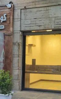 اجاره مغازه بازار کبود بر خیابان امام ۲۰ متر