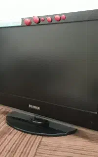 تلویزیون ۲۲ اینچ  LCD