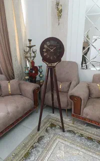 ساعت ایستاده