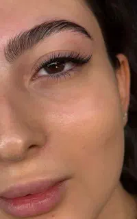 سالن زیبایی و اکستنشن مژه