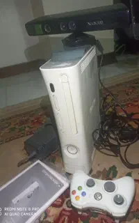 ایکس باکس ۳۶۰ به همراه کینکت