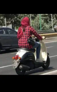 آموزش موتور سواری بانوان