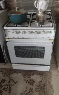 اجاق گاز 4شعله فردار سالم  آردل