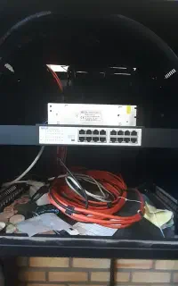 خدمات برق  و دوربین