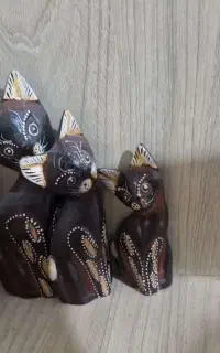 مجسمه چوبی
