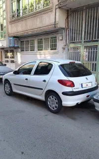 پژو۲۰۶تیپ۲مدل۱۴۰۱کمکار و تمیز نقدی یا معاوضه