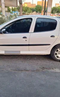 206 v8