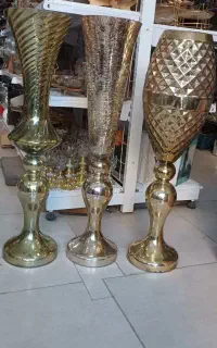 گلدان شیشه ایی