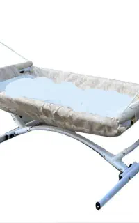 گهواره پایه فلزی