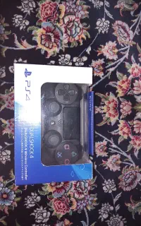 دسته ps4 اورجینال سالم