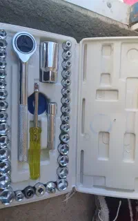 آچار بکس ۴۰ عددی آیوا .. توضیحات..