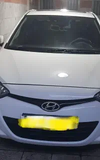 هیوندای i20