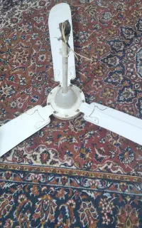 پنکه سقفی همرا ه باکلیدهاش