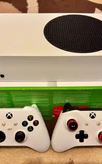 Xbox series S 512 دو دسته