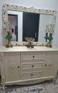 کنسول و آینه