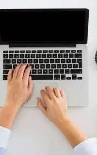 منشی دفتر املاک