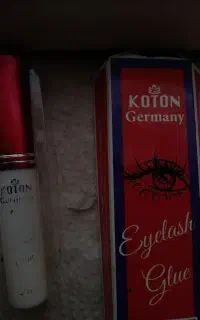 چسب مژه کتون