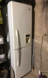 یخچال فریزر صحیح و سالم