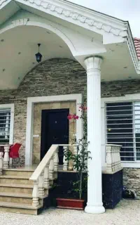خانم جهت امورات منزل
