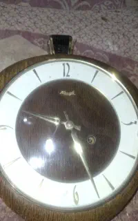 ساعت دیواری. کینزل .آلمانی اصل